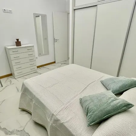 5 Island Village With Wi Fi And Pool