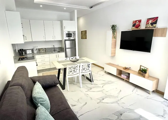 5 Island Village With Wi Fi And Pool Costa Adeje (Tenerife)